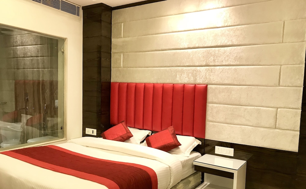 Hotel Singh Empire Dx 11/50