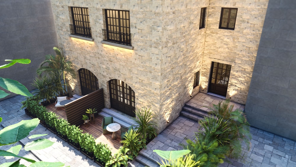 Arthur Suites 57/60