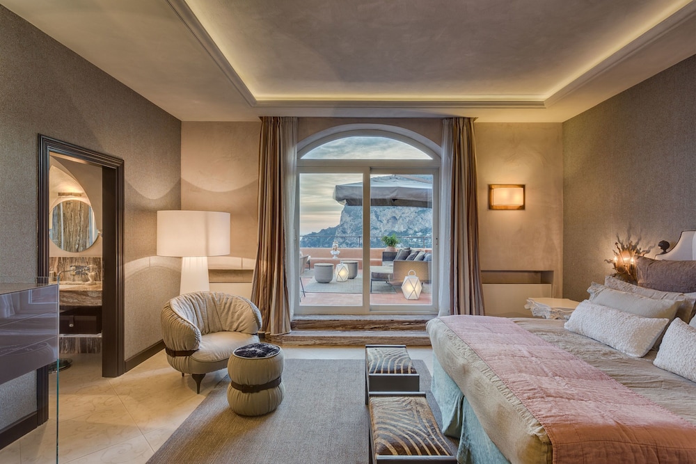Hotel Punta Tragara 45/70