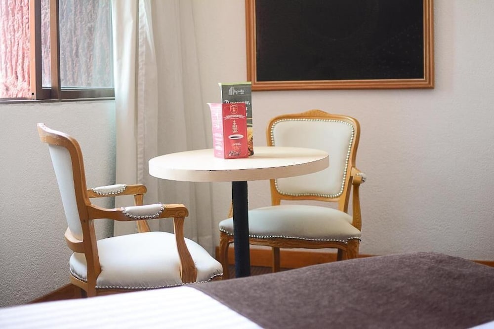 Hotel Laffayette 47/59