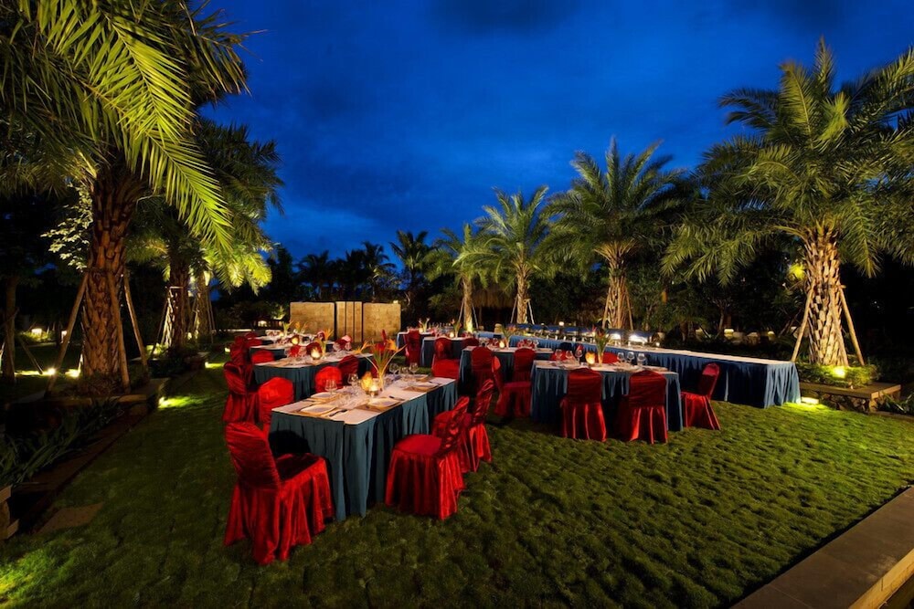 Shixishu Jianguo Yalong Bay Resort Hotel 9/39