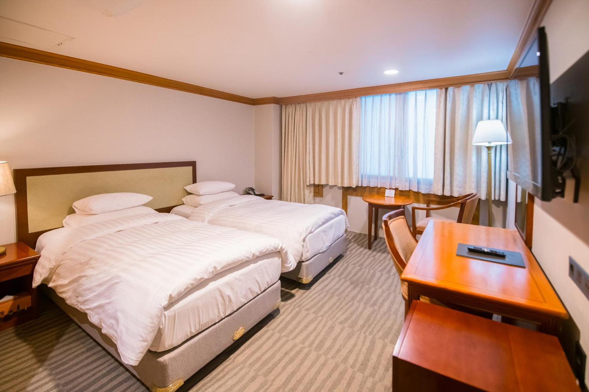 Business, Single, Twin Beds