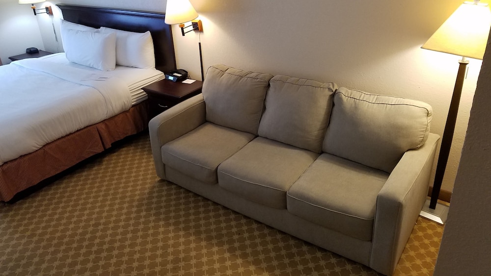 Country Inn and Suites By Radisson Columbus GA 12/34