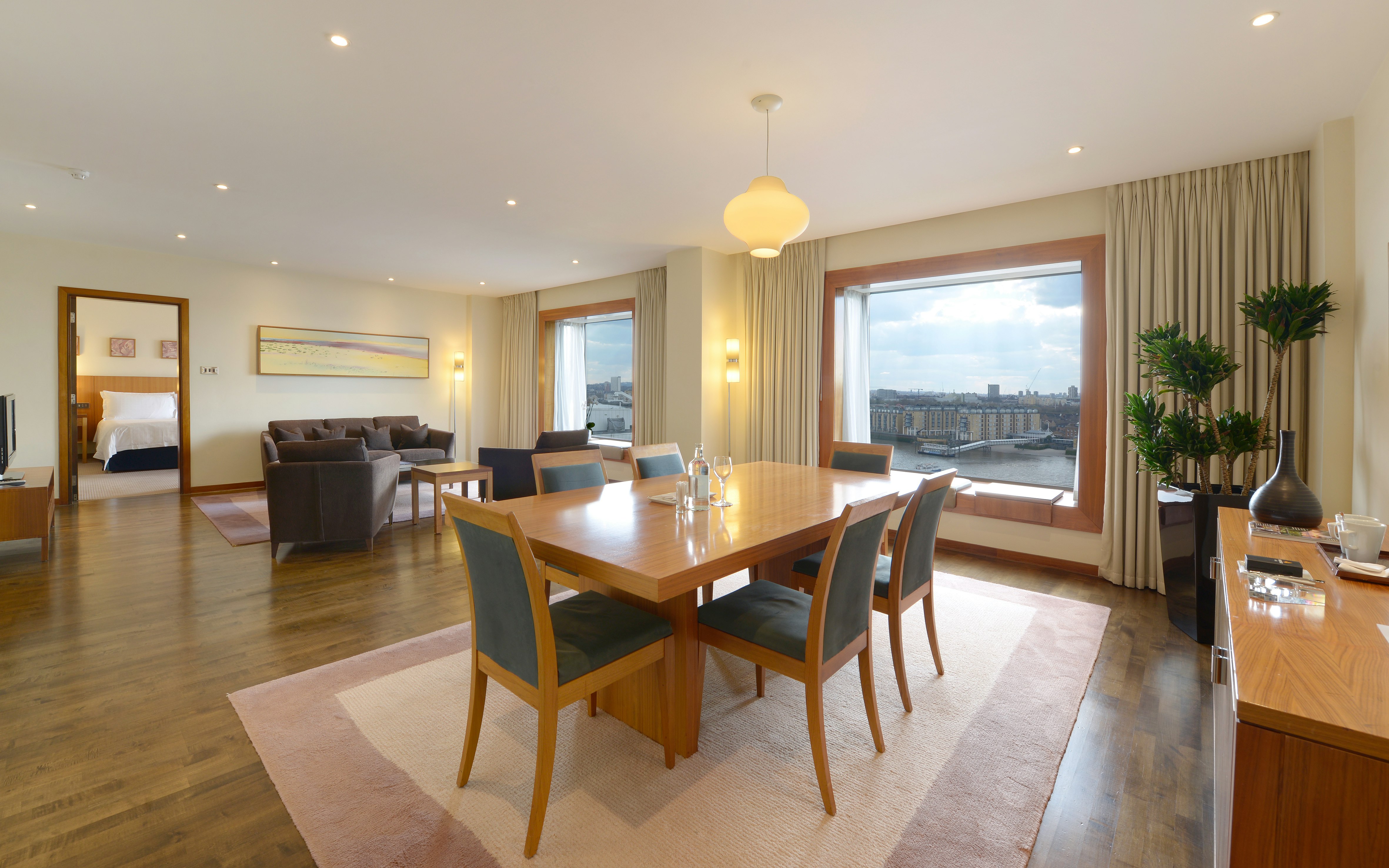 Vignette Collection Canary Riverside Plaza London by IHG 53/60