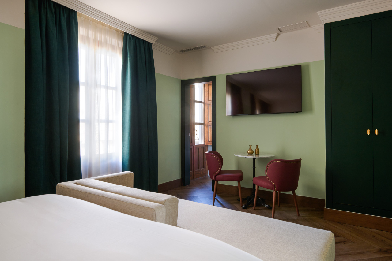 Hotel Honest Granada، غرناطة 8/27