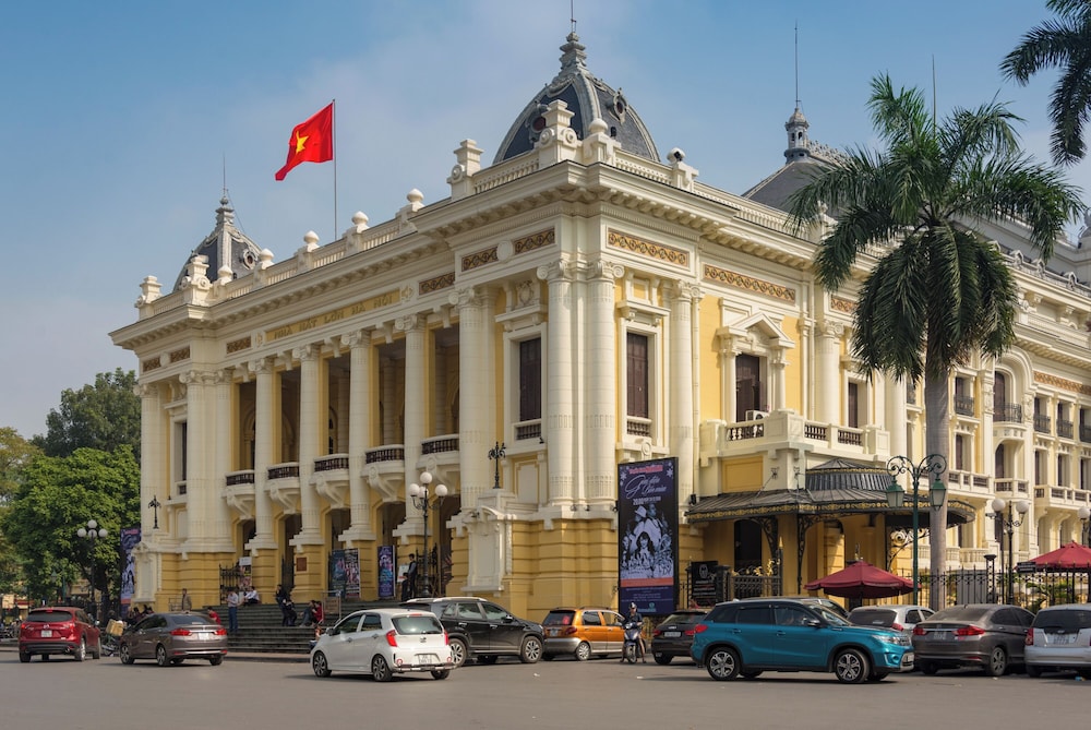 Grand Hotel du LAC Hanoi 42/50
