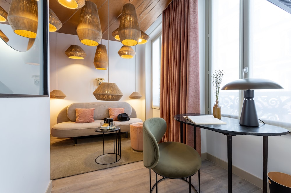 Hotel Sacha 47/49