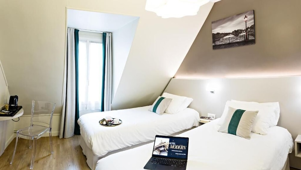 MODERN HOTEL 26/51