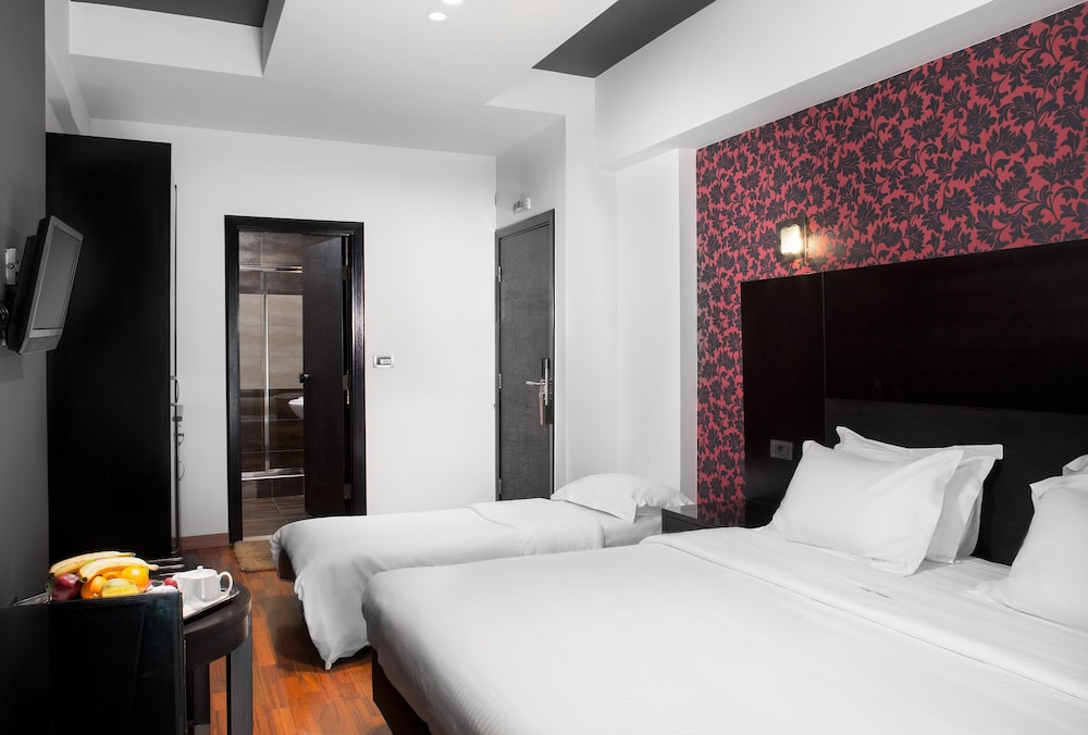 ROOM, TRIPLE, DOUBLE AND BUNK BED