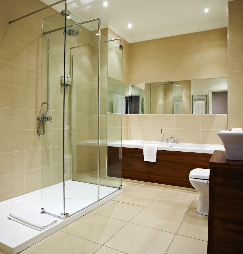 Rowton Hall Country House Hotel And Spa 11/73