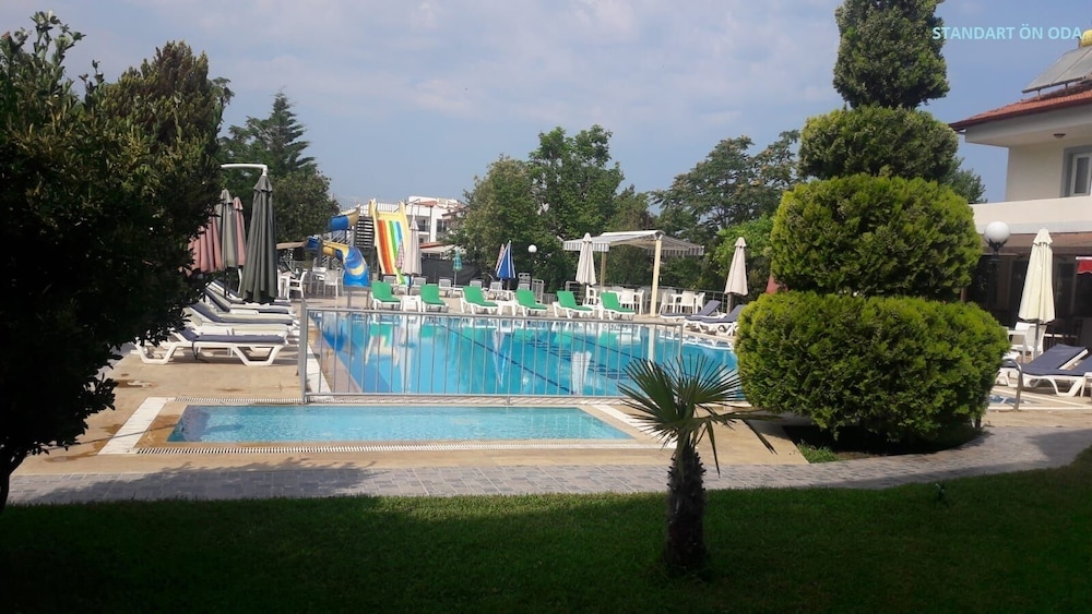 Melodi Club Hotel 41/45