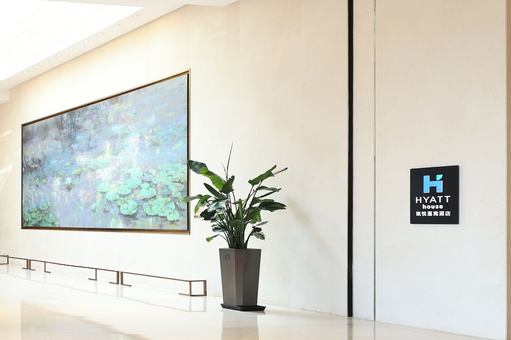 HYATT HOUSE SHANGHAI HONGQIAO CBD 11/66