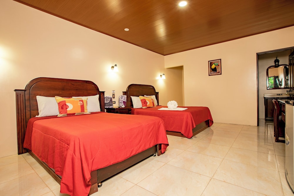 Hotel Las Orquideas 10/50