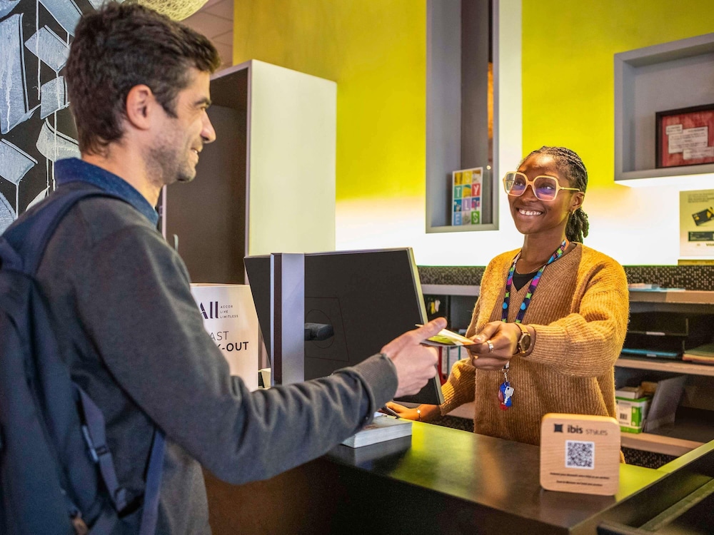 ibis Styles Paris Bercy 63/76