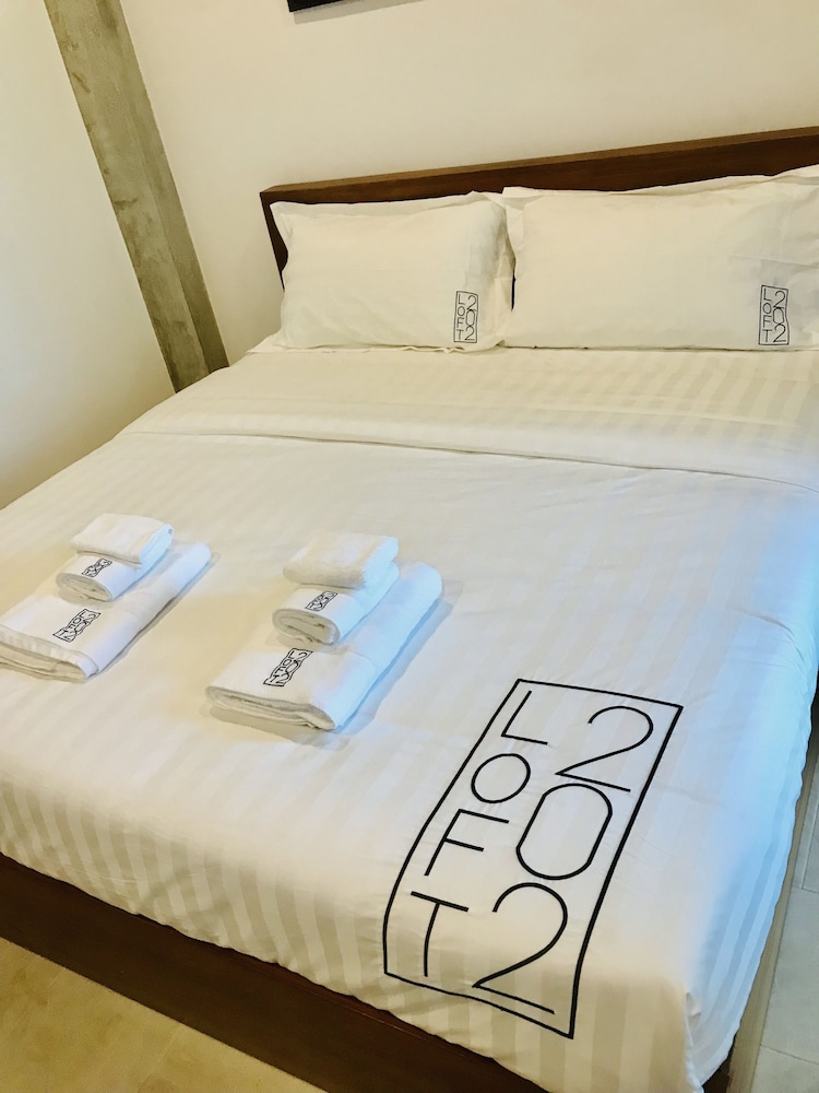 Loft 202 Hotel 17/29