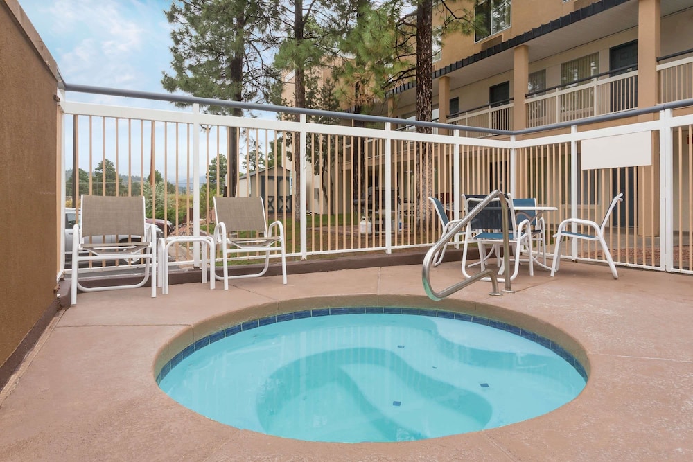 Baymont By Wyndham Flagstaff 4/38