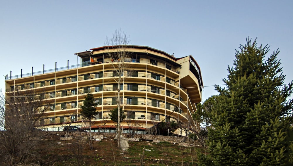 Lecadin Hotel 3/50
