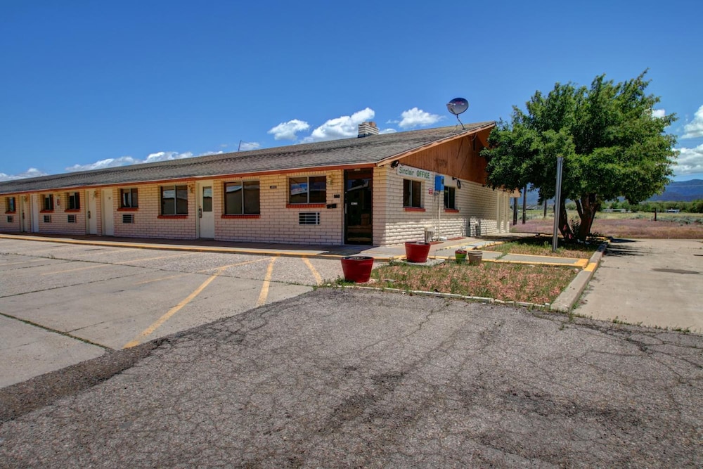 Country Inn Beaver Utah 1/39