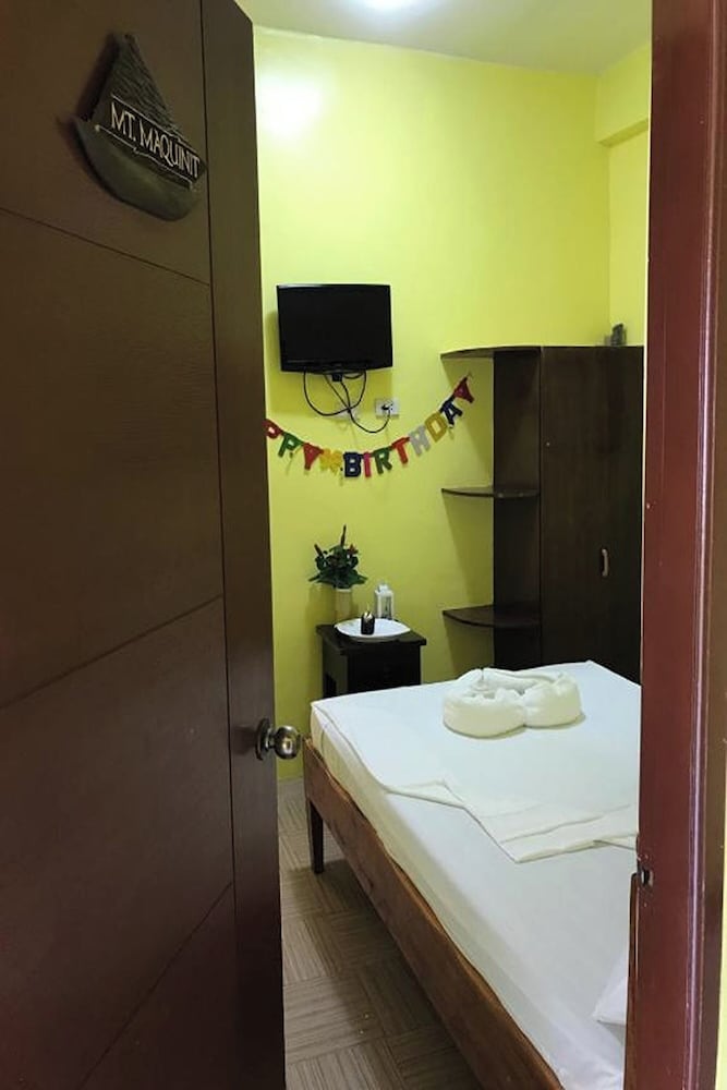 Luis Bay Travellers Lodge Coron 10/33