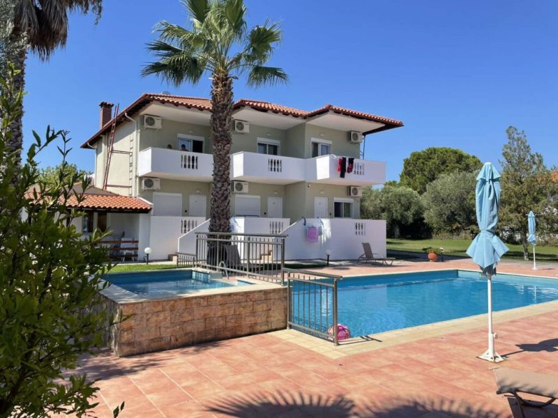 VILLA ILIOS PEFKOHORI 6/31