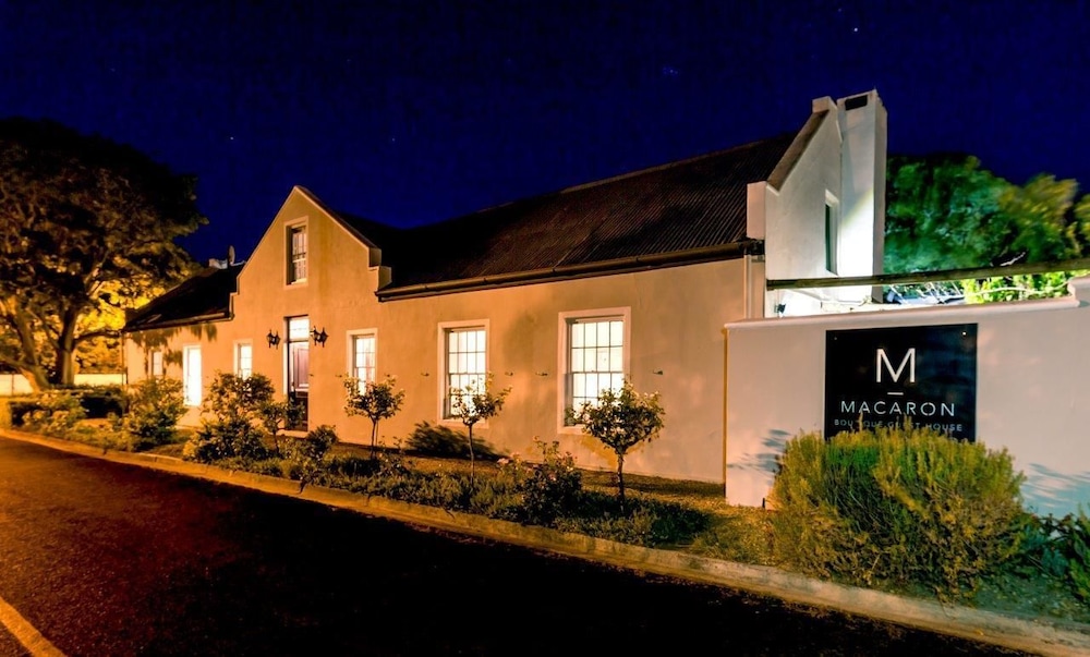 Macaron Boutique Guest House 39/50