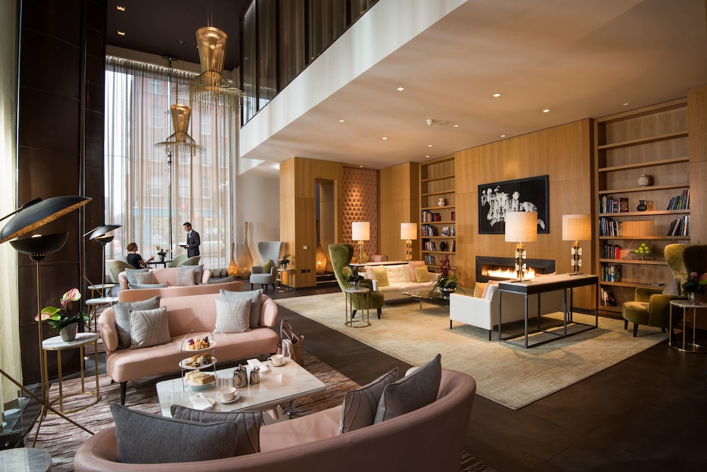 The Fitzwilliam Hotel Belfast 46/66