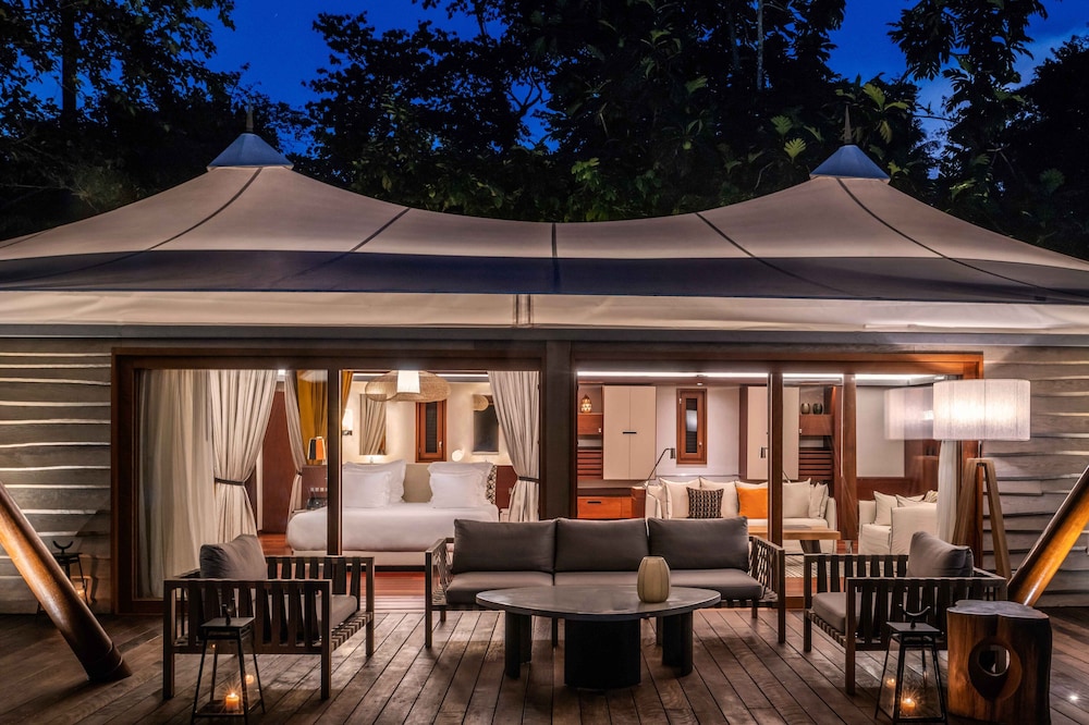 Hotel Roca Sundy 4/61