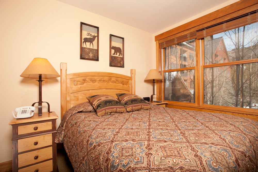 Springs 2 Bed 3 Bath Murphy 18/50