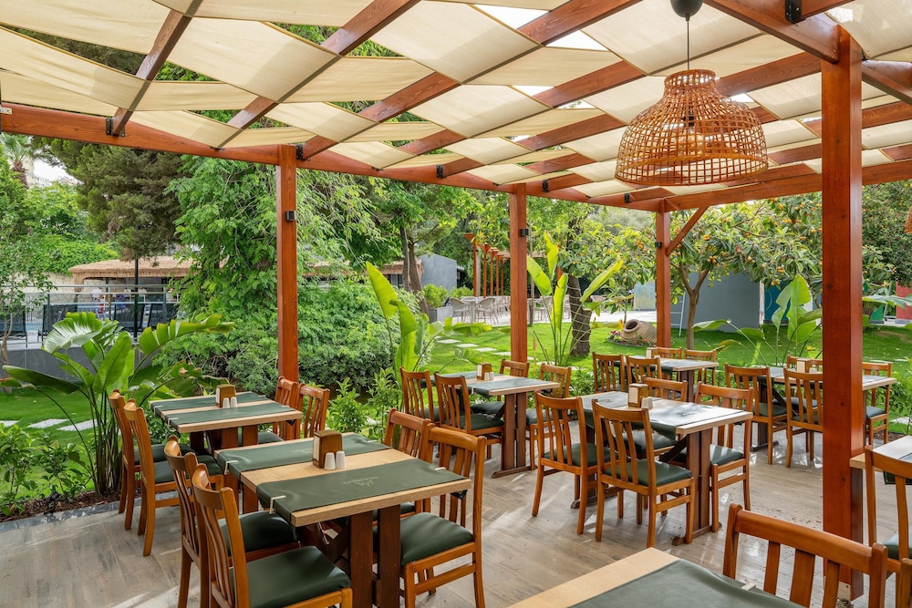 Marbel Hotel 43/60