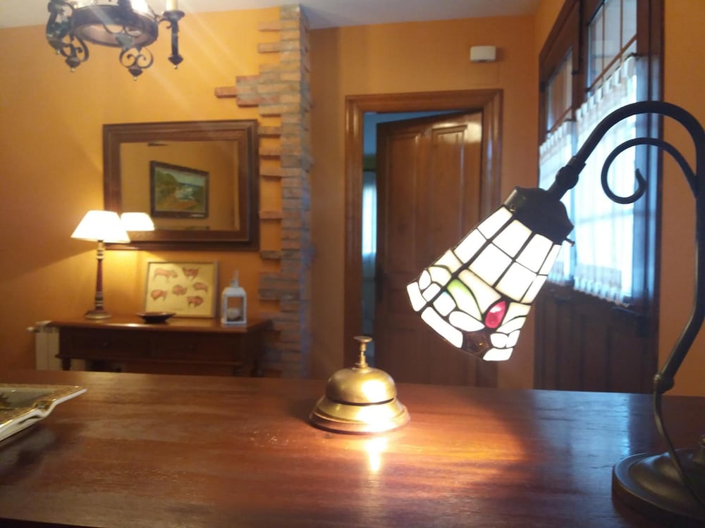 Posada Mediavia 5/37