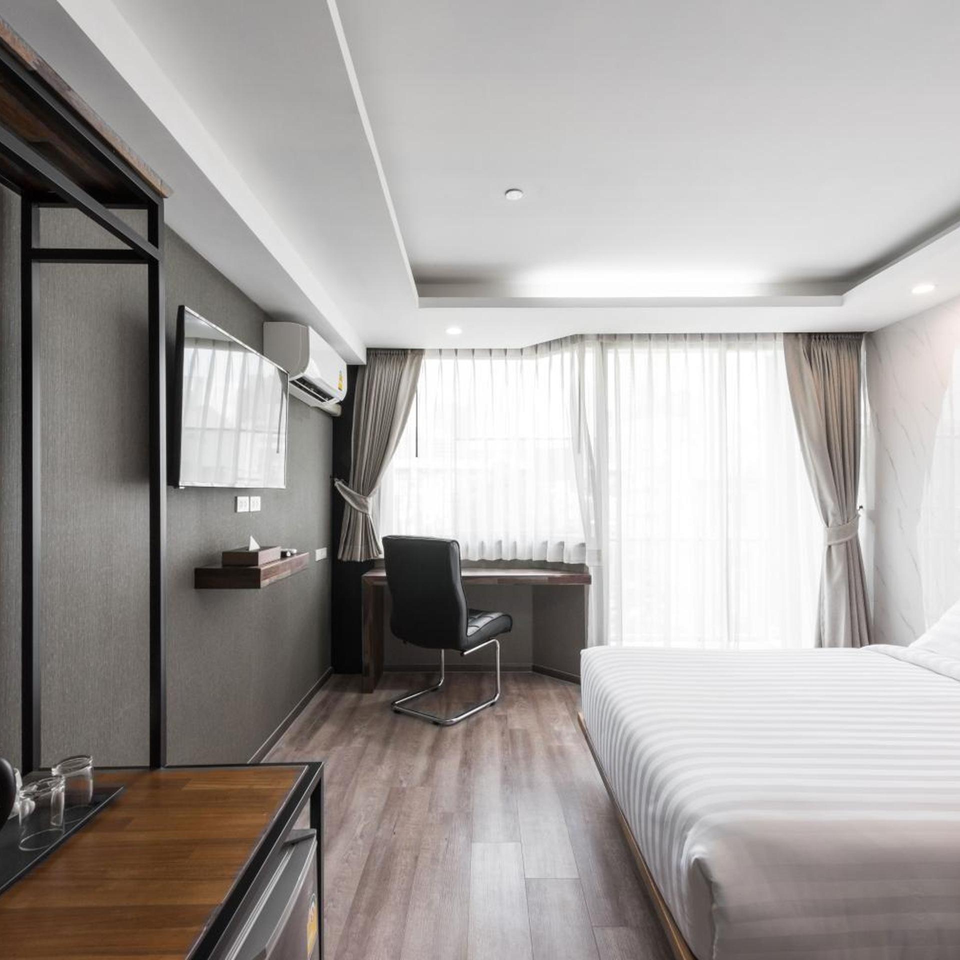 Deluxe, Double Bed