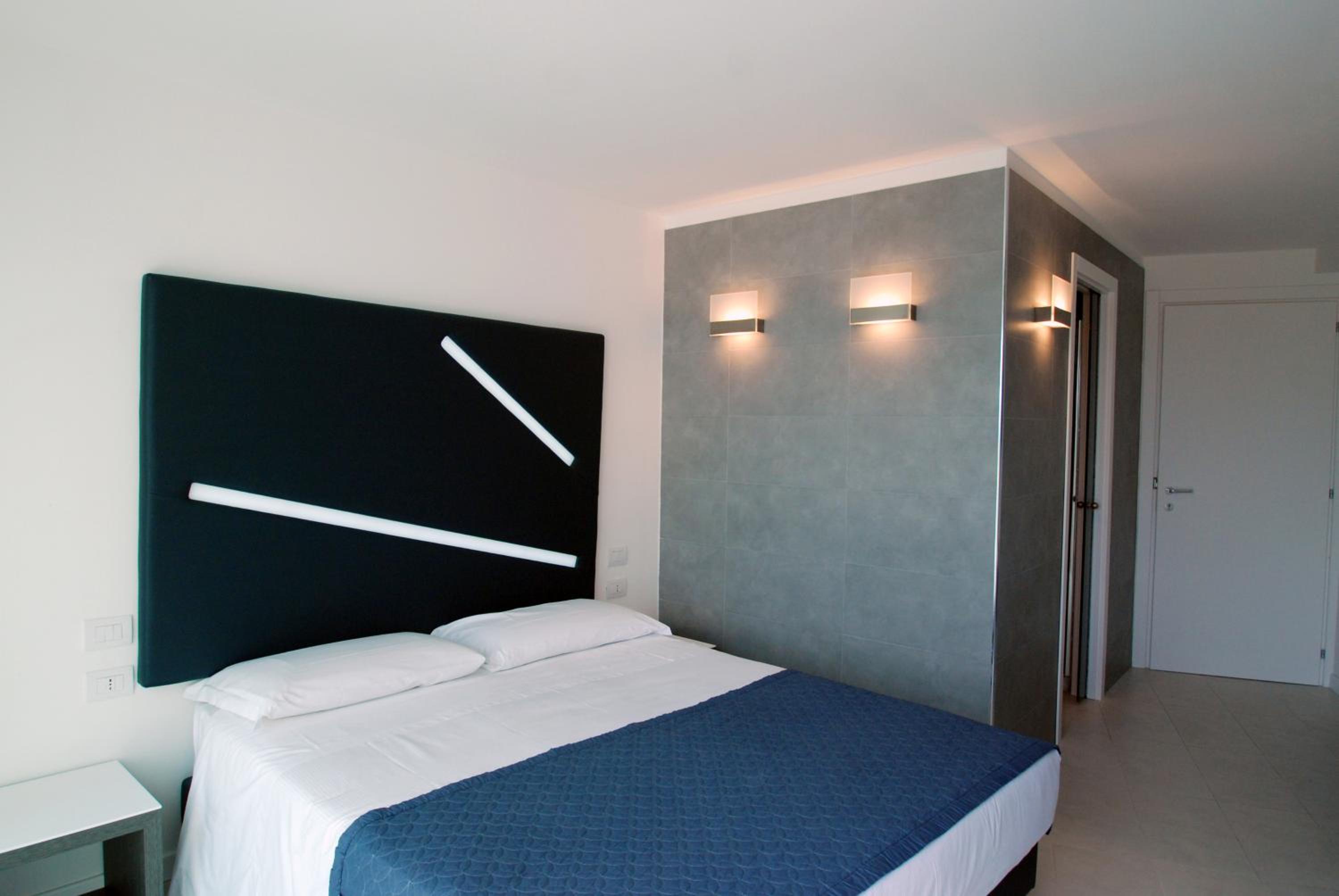 Classic, Double Bed, Balcony