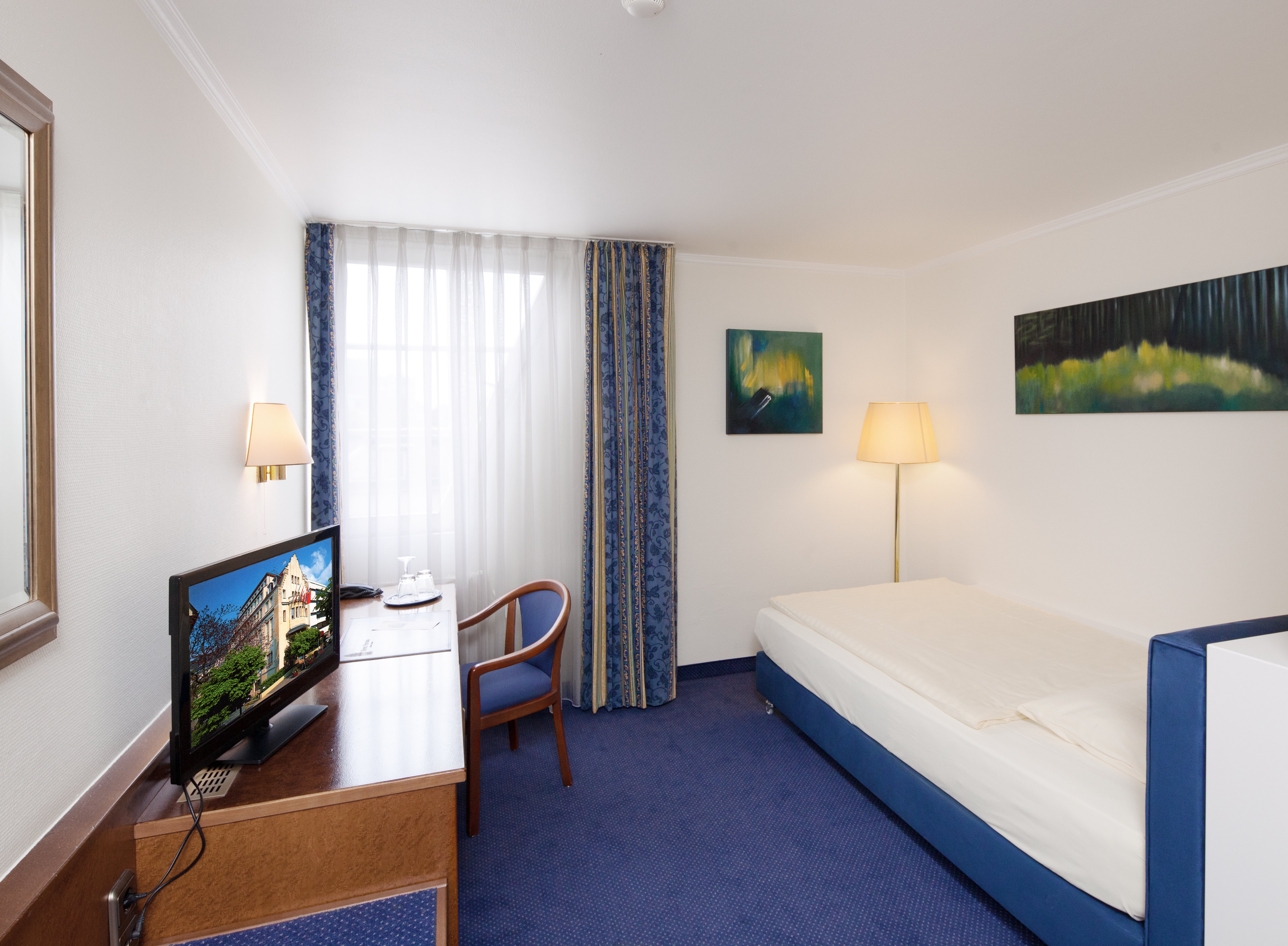 Viktoria Hotel Cologne 10/22