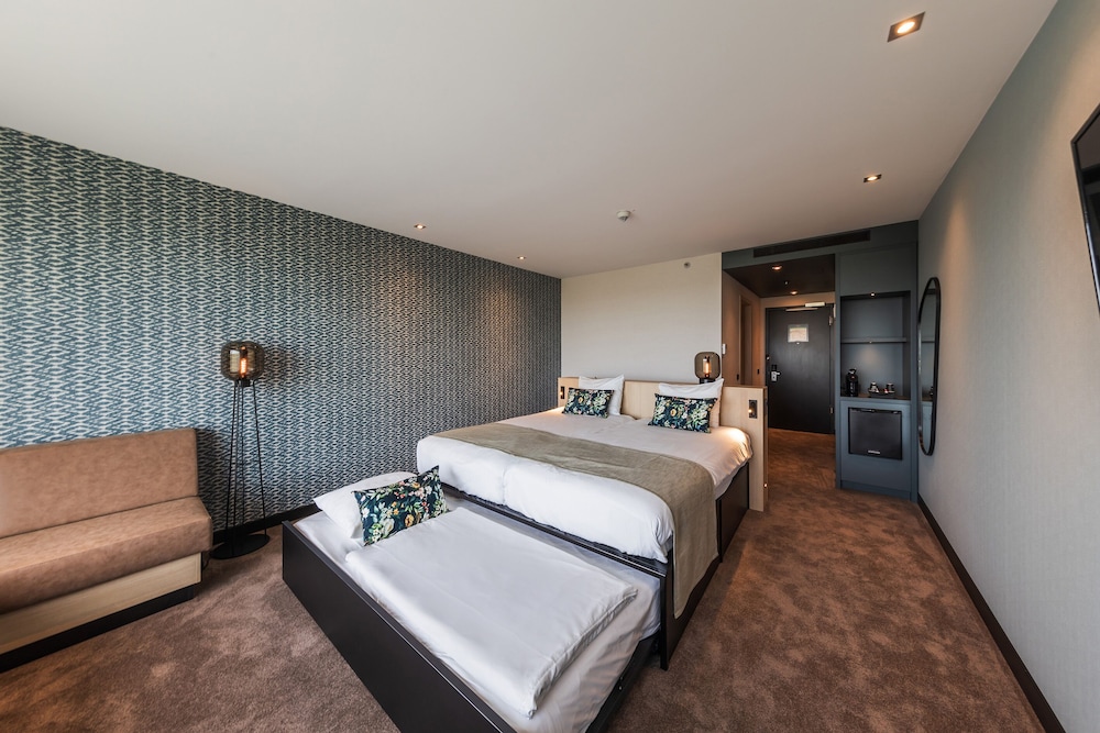 COMFORT, MULTIPLE BEDS