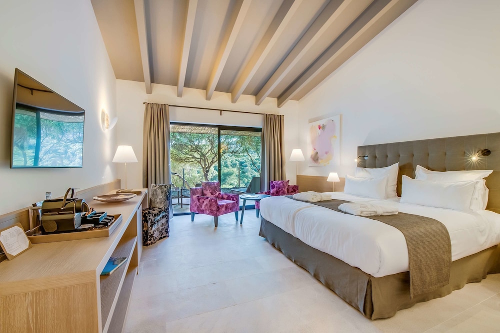 PREMIUM, PETITE, DOUBLE BED