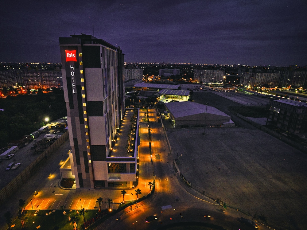 Ibis Bangkok Impact 72/75