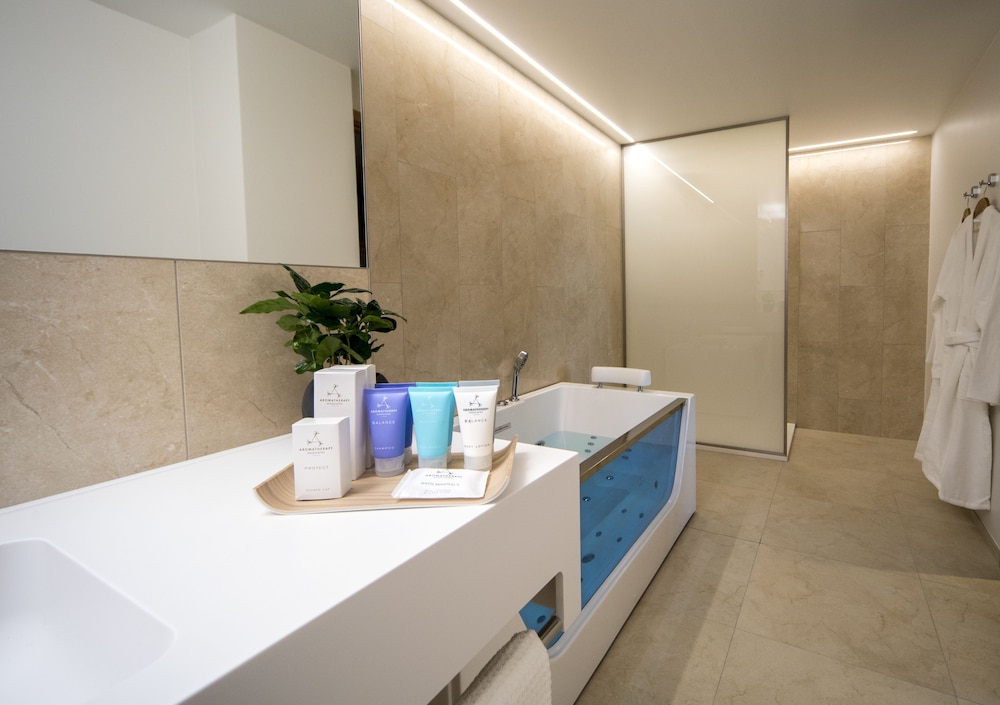 Metropol Spa Hotel 9/63