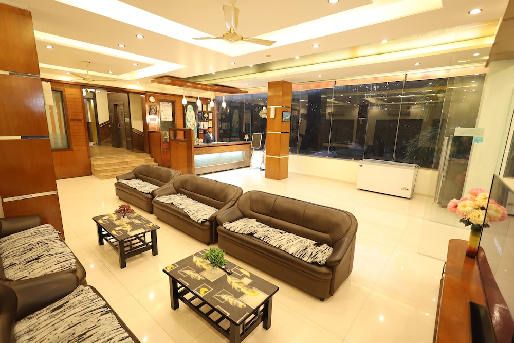 Hotel Sai Grand Castle Inn 27/38