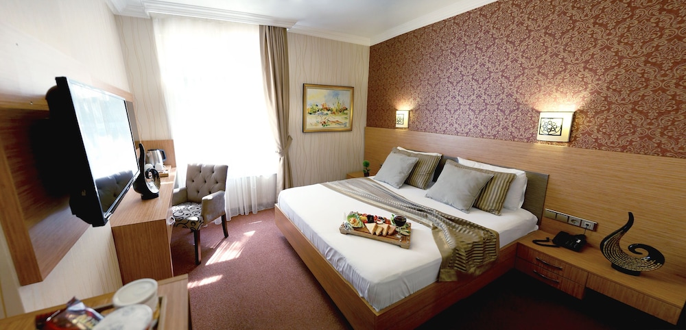 The Rise Aron Business Hotel Merter 35/58