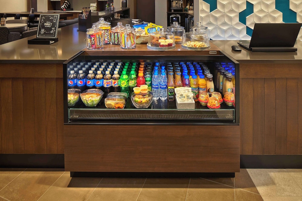 Hyatt Place Warwick/Providence Airport 26/58