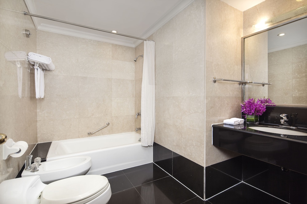 Jin Jiang Pacific Hotel Shanghai 42/49