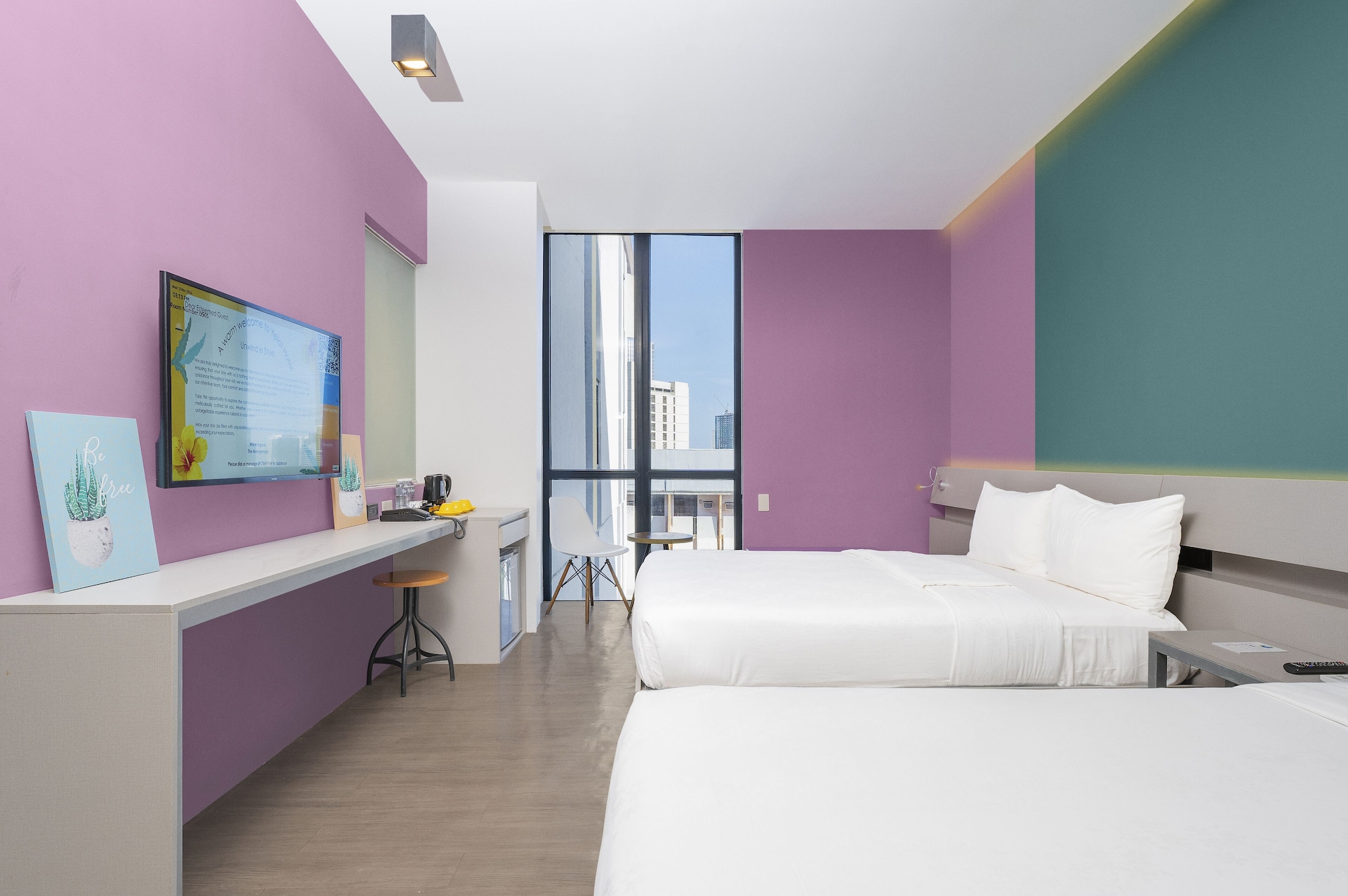 EXECUTIVE, MULTIPLE BEDS