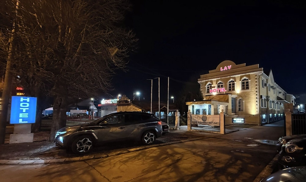 Garni Hotel Lav 43/50