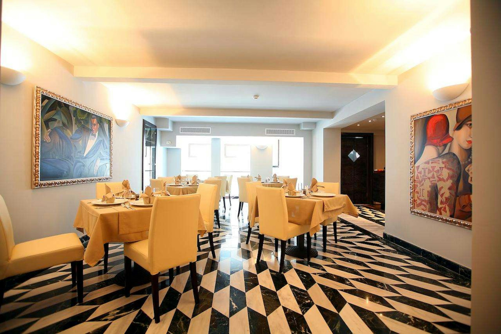 Vigo Hotel 21/26