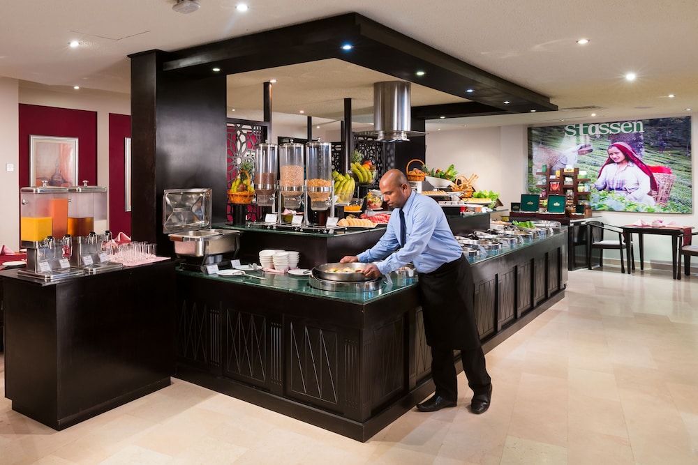 Al Wadi Hotel 19/33