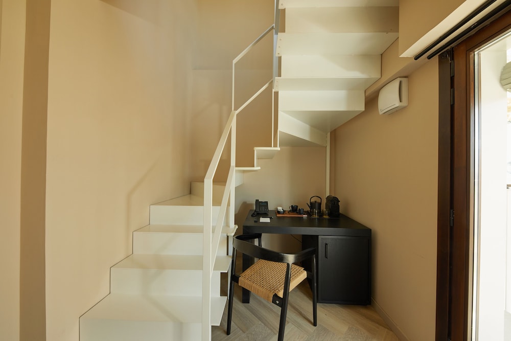 Duplex, Balcony