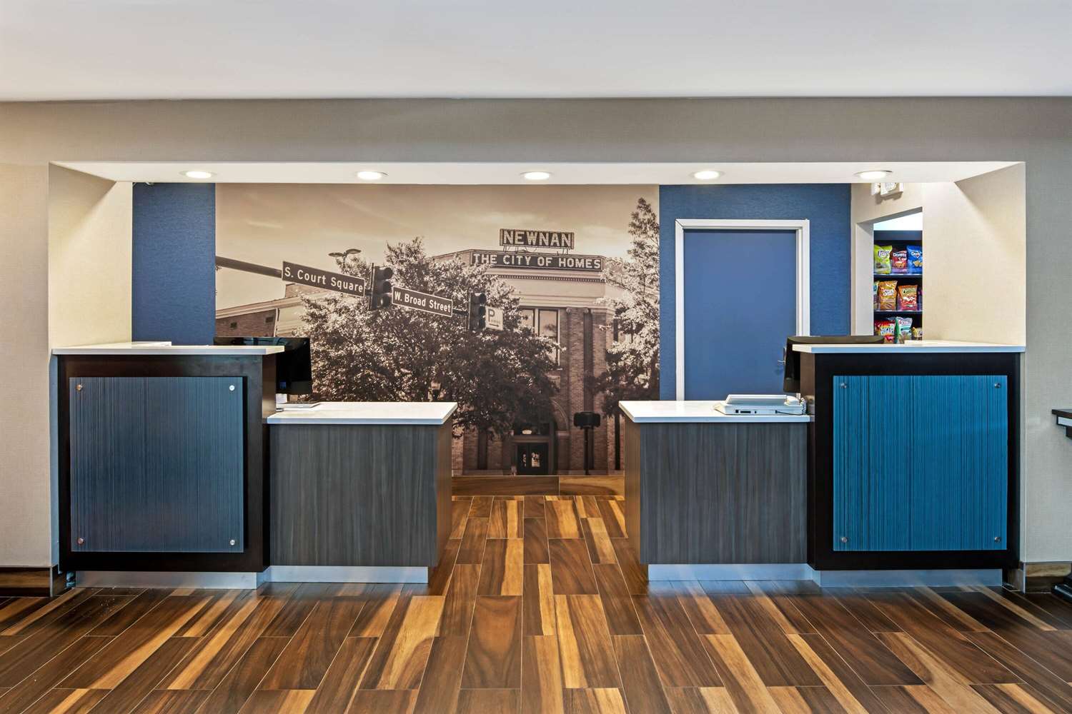 La Quinta Inn & Suites by Wyndham Atlanta South - Newnan 2/21