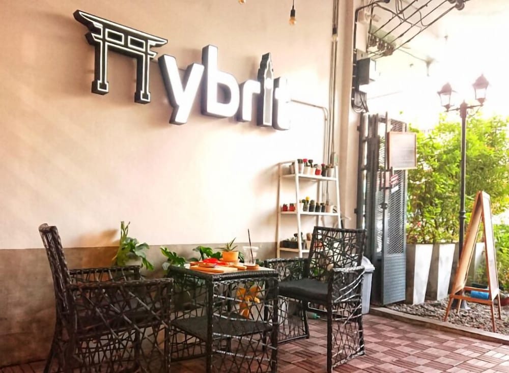 Hybrit Hostel & Cafe 30/37