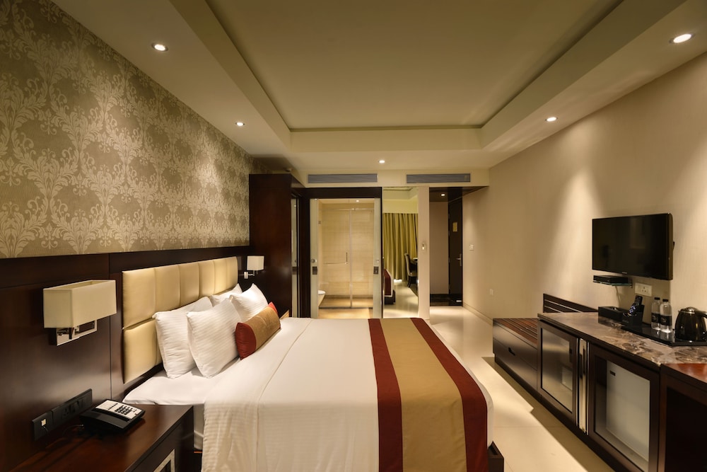 Room at The Acacia Hotel Spa Goa, CANDOLIM