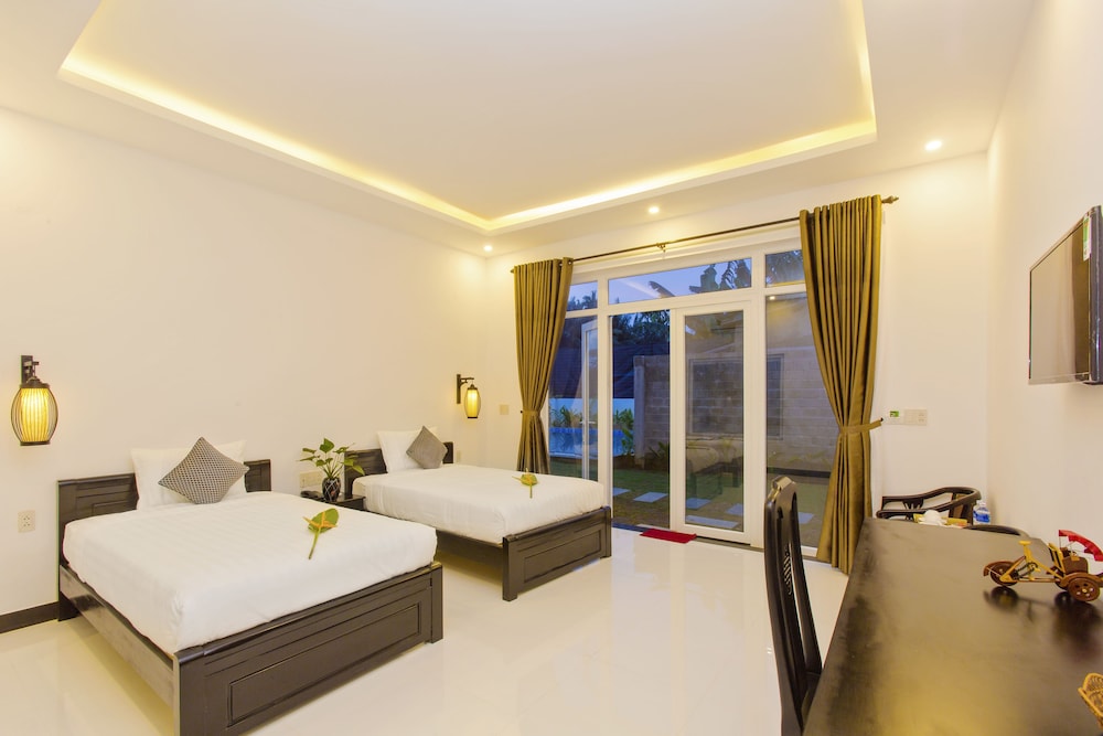 Hoi An Sunny Pool Villa 21/52